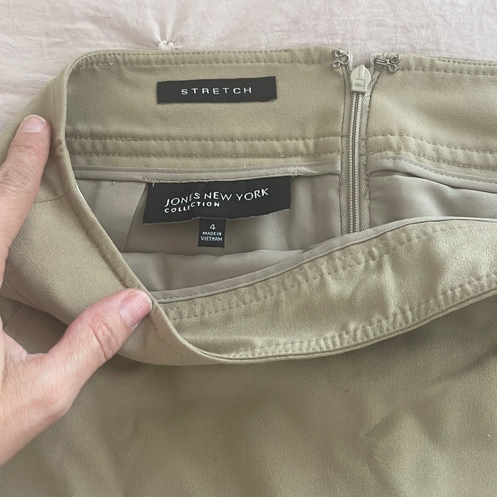 Jones New York size 4